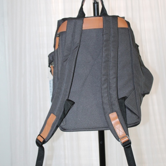 Strap It.  Travel Laptop Olive Green Backpack. - Picture 4 of 8